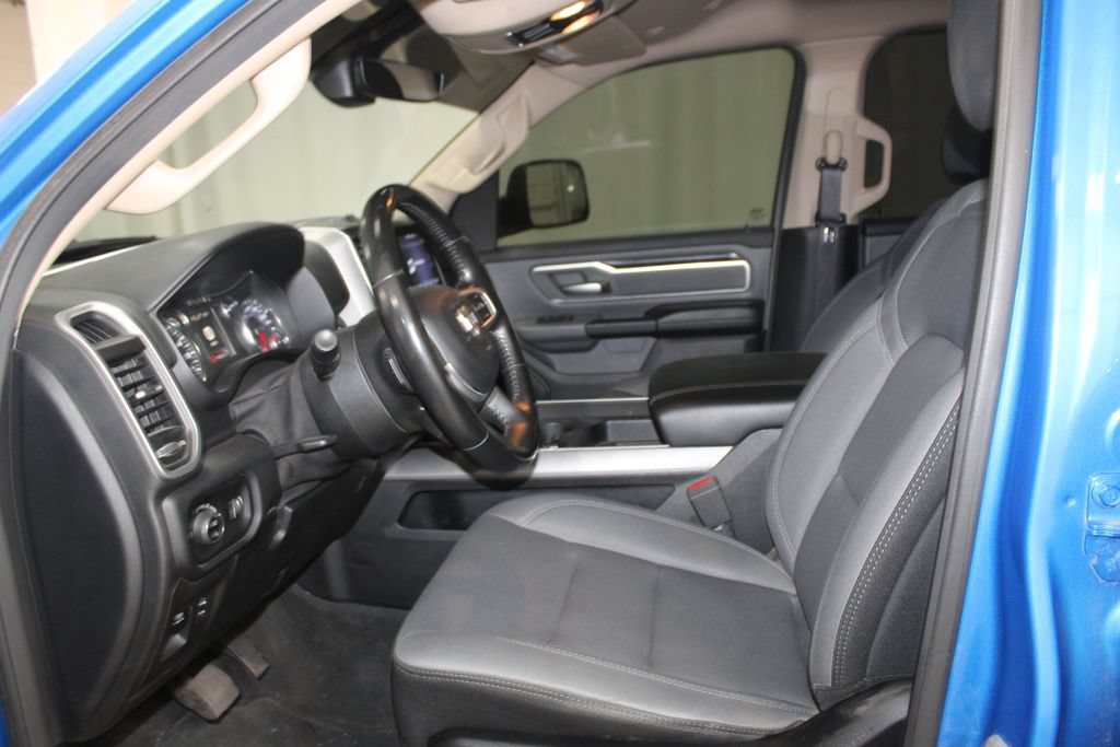 Used 2020 RAM 1500 Big Horn AWD/4WD image 34