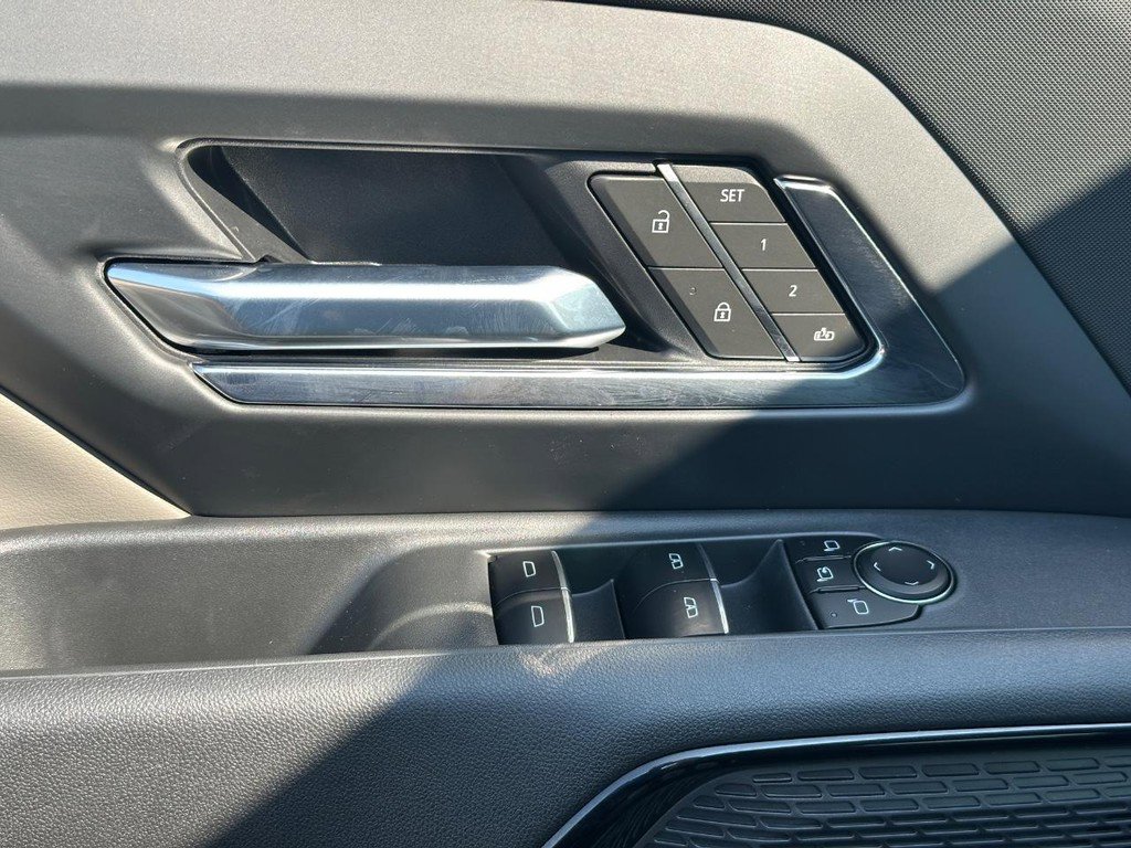 New 2026 Chevrolet Silverado EV Trail Boss w/ Premium Package image 16