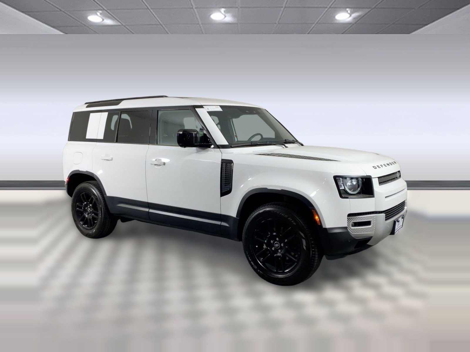 Used 2025 Land Rover Defender 110 S image 5