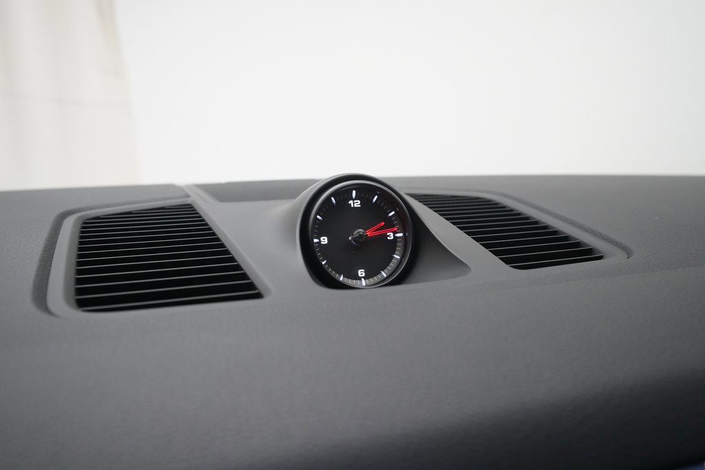 Used 2021 Porsche Cayenne image 23