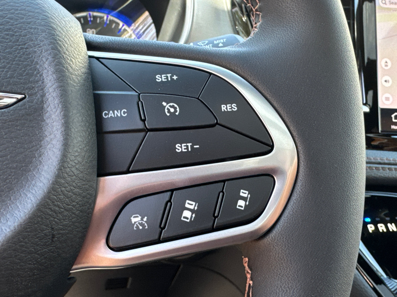 New 2026 Chrysler Pacifica Pinnacle FWD image 35
