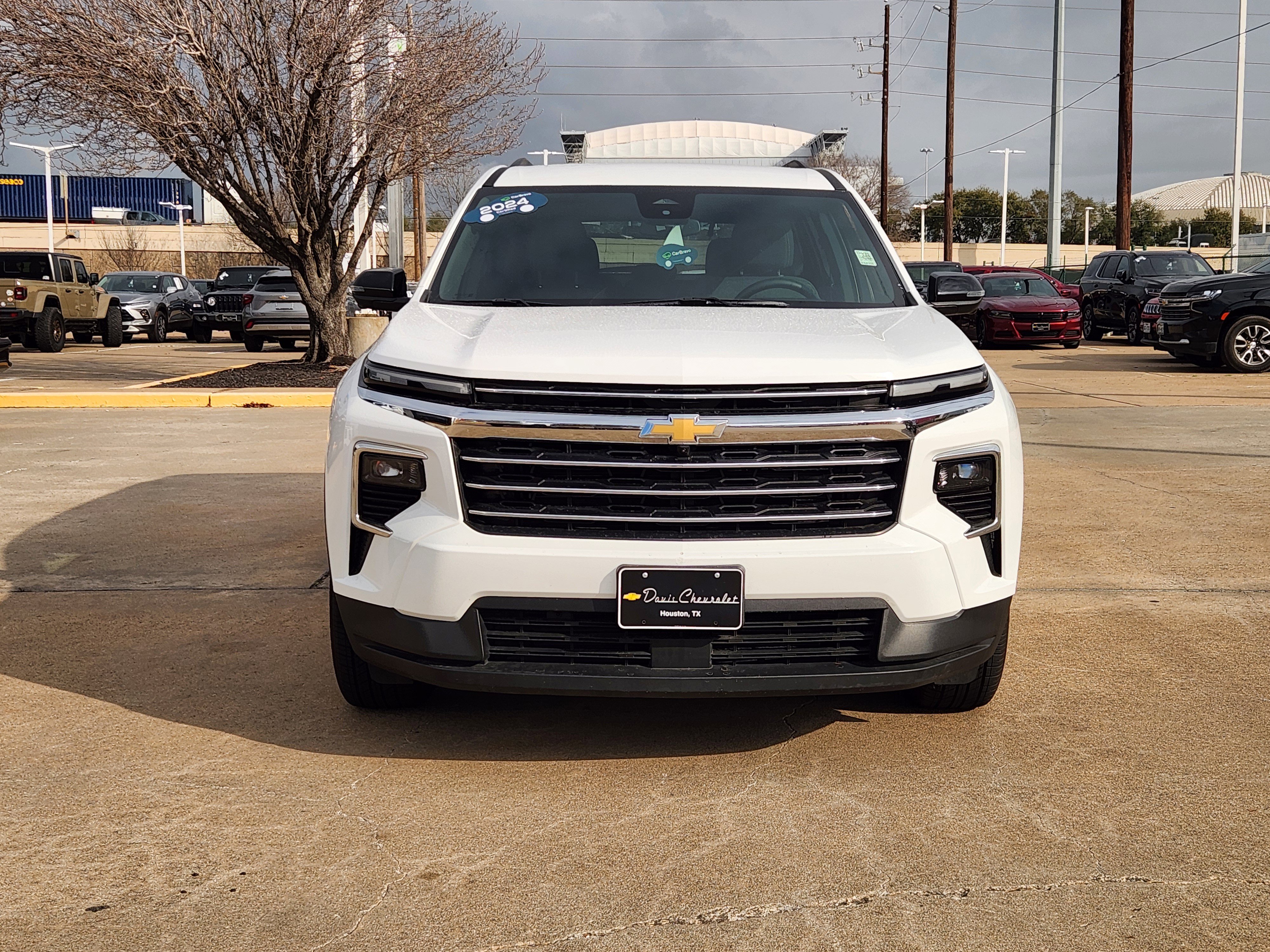 Certified 2024 Chevrolet Traverse LT image 3