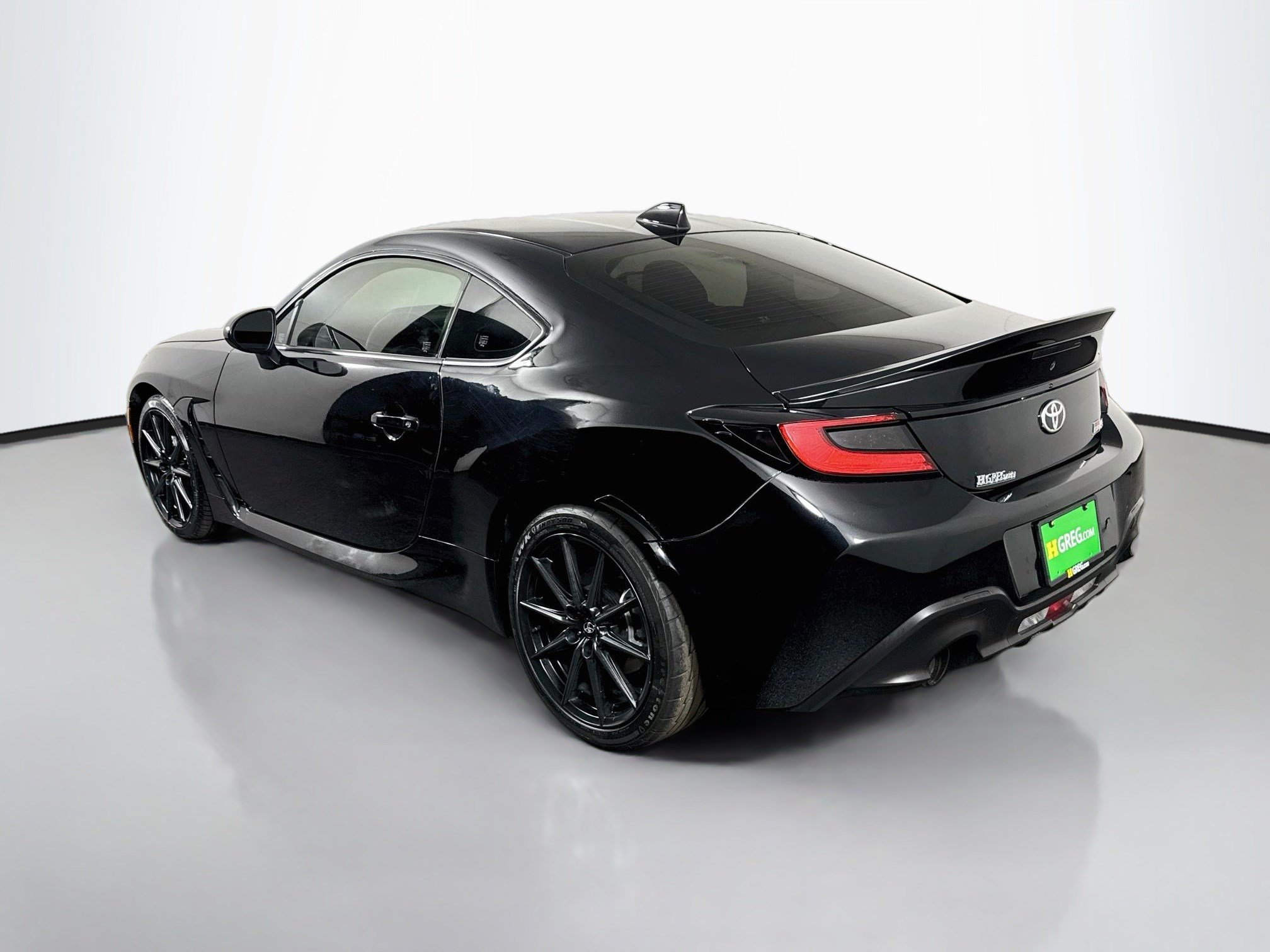Used 2023 Toyota GR86 Premium RWD image 7