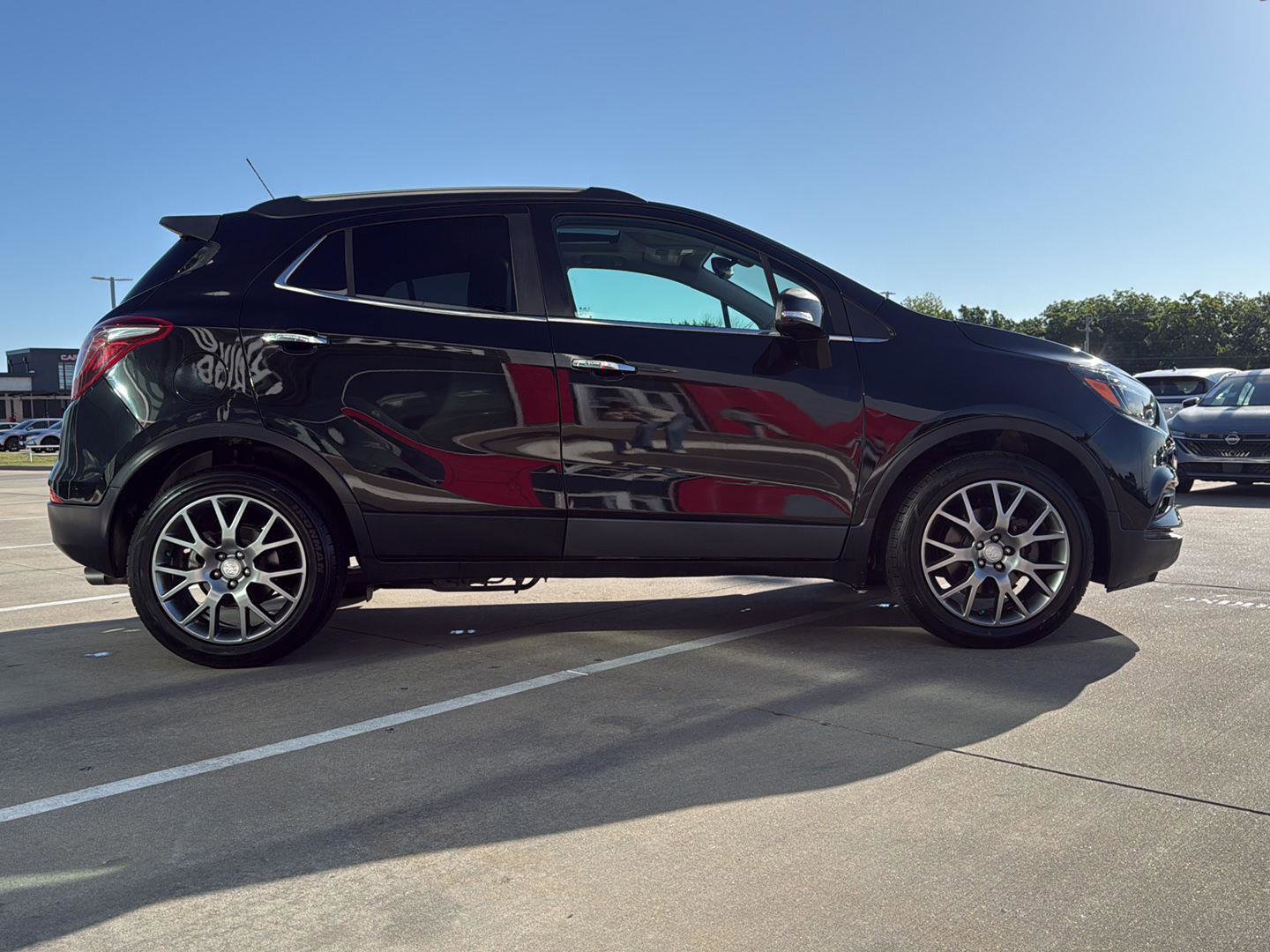 Used 2018 Buick Encore Sport Touring w/ Safety Package FWD image 5