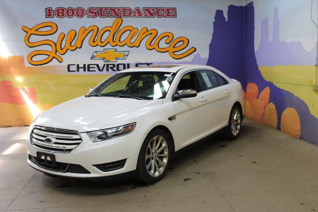 Used 2018 Ford Taurus Limited AWD/4WD image 2
