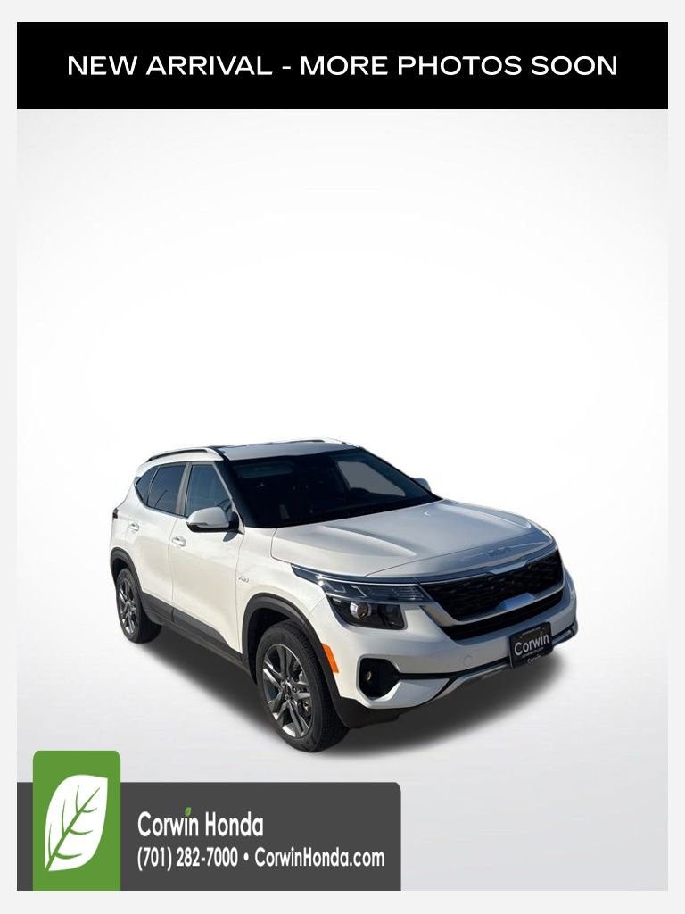 Used 2023 Kia Seltos S w/ Navigation Package