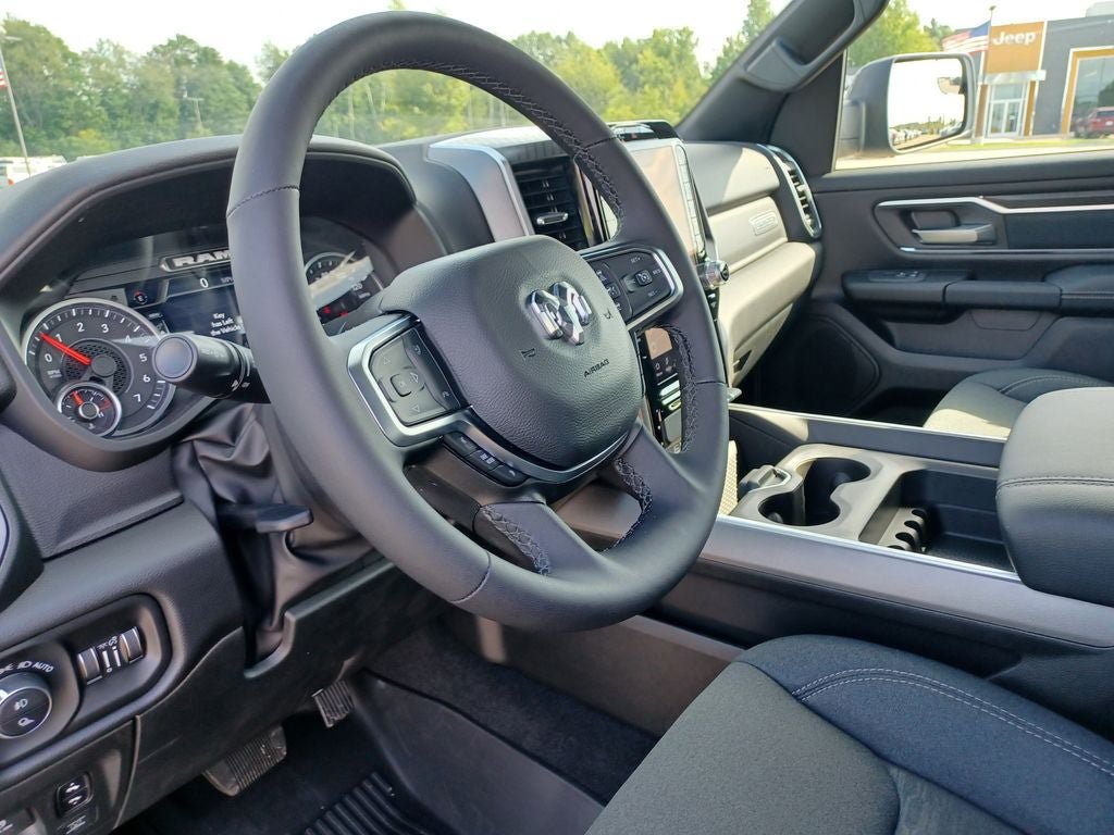 New 2026 RAM 1500 Big Horn AWD/4WD image 10