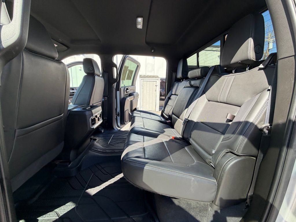 Used 2021 Chevrolet Silverado 3500 High Country image 49