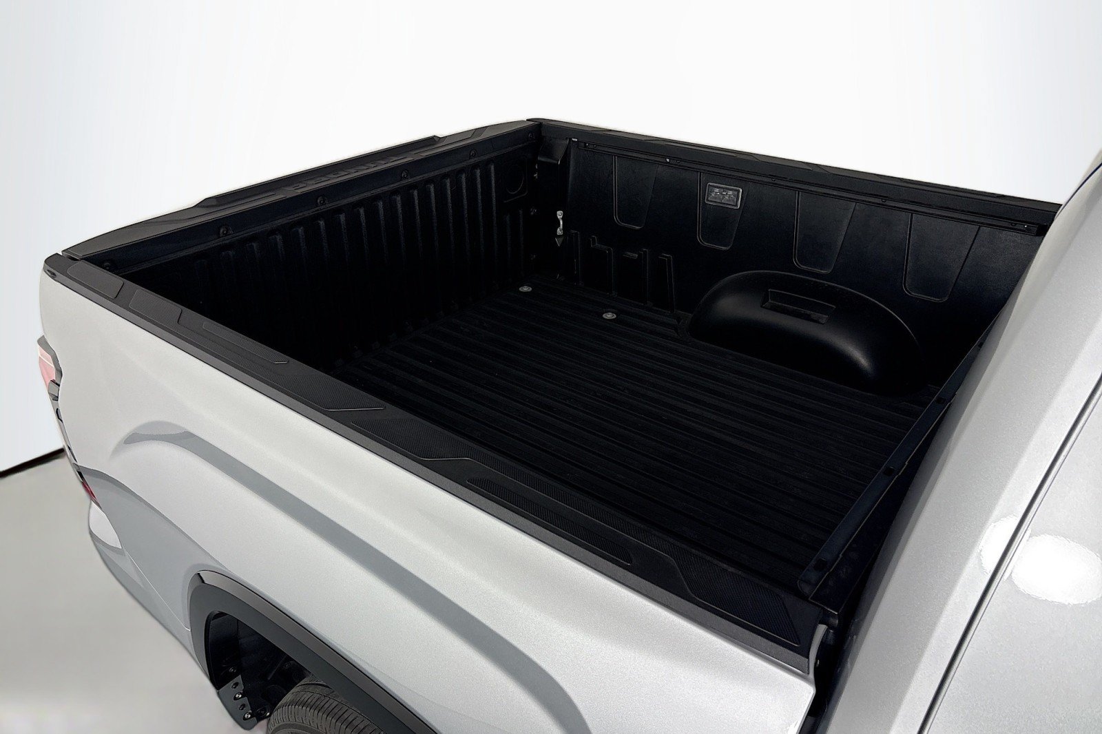 Used 2024 Toyota Tundra Platinum AWD/4WD image 26