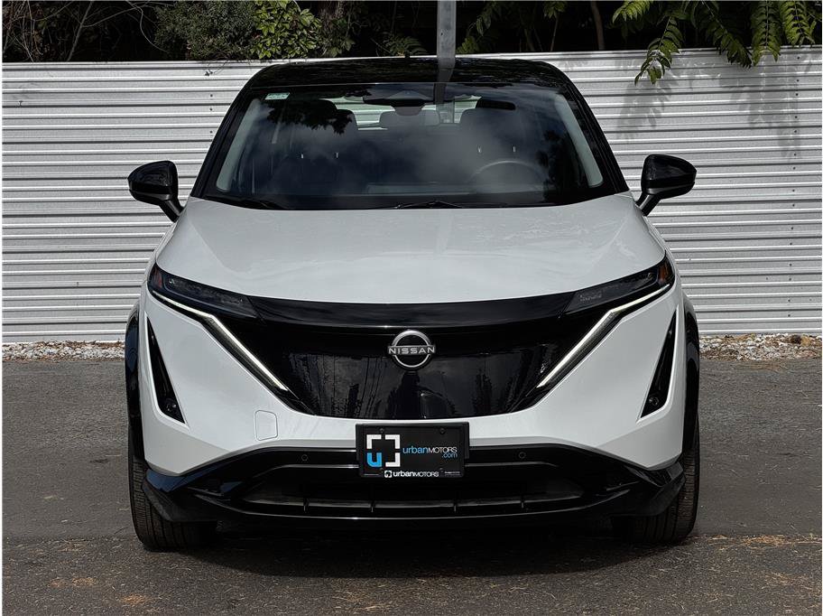 Used 2024 Nissan Ariya AWD image 7