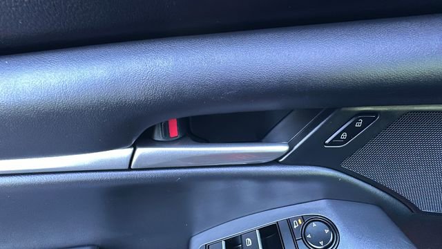 Used 2023 MAZDA MAZDA3 s FWD image 24