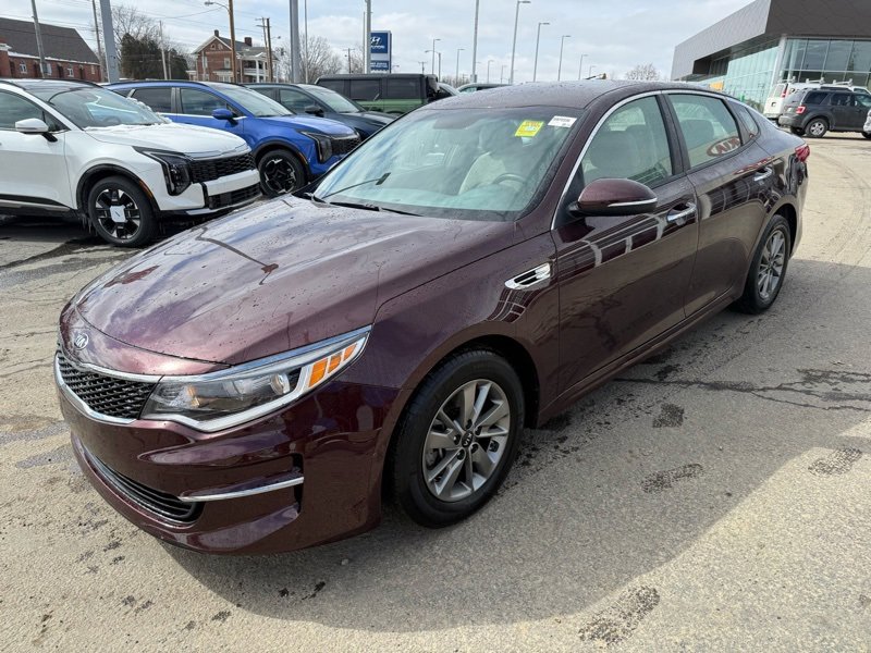 Used 2016 Kia Optima LX image 3