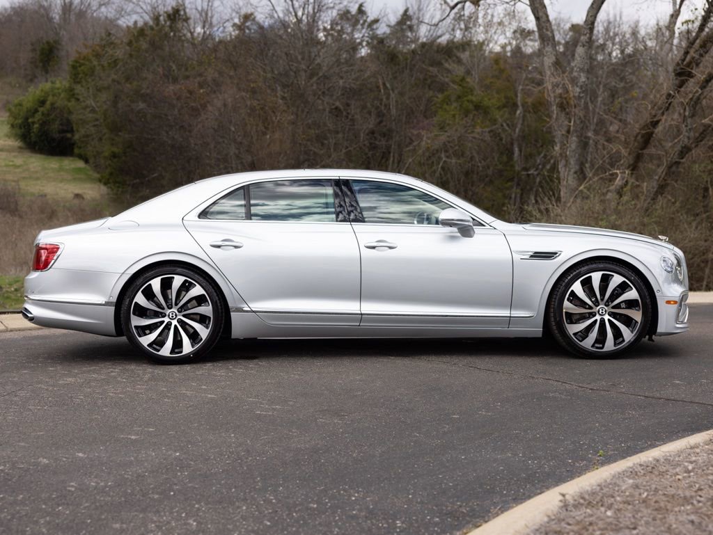 New 2026 Bentley Flying Spur Plug-In Hybrid AWD/4WD image 13
