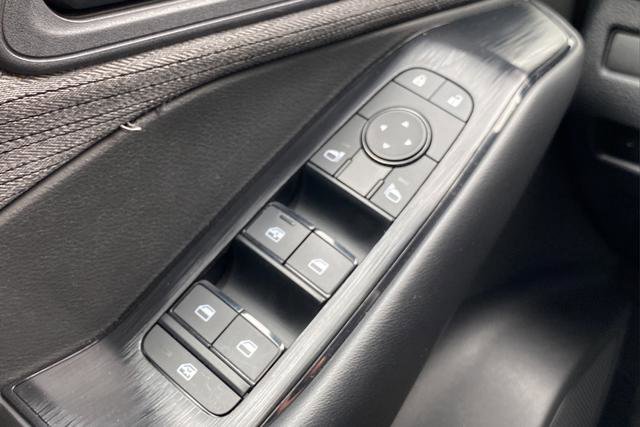 Used 2023 Nissan Rogue S image 21