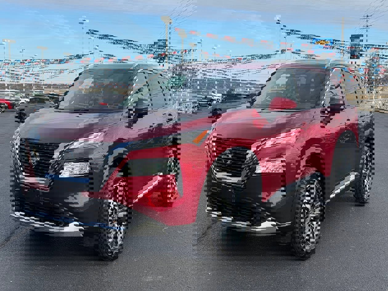 Used 2023 Nissan Rogue Platinum w/ Platinum Premium Package image 1