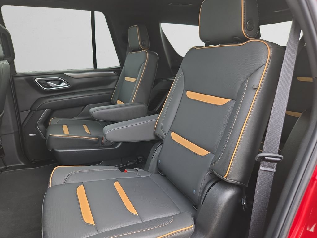 Used 2024 GMC Yukon AT4 w/ AT4 Premium Package image 15