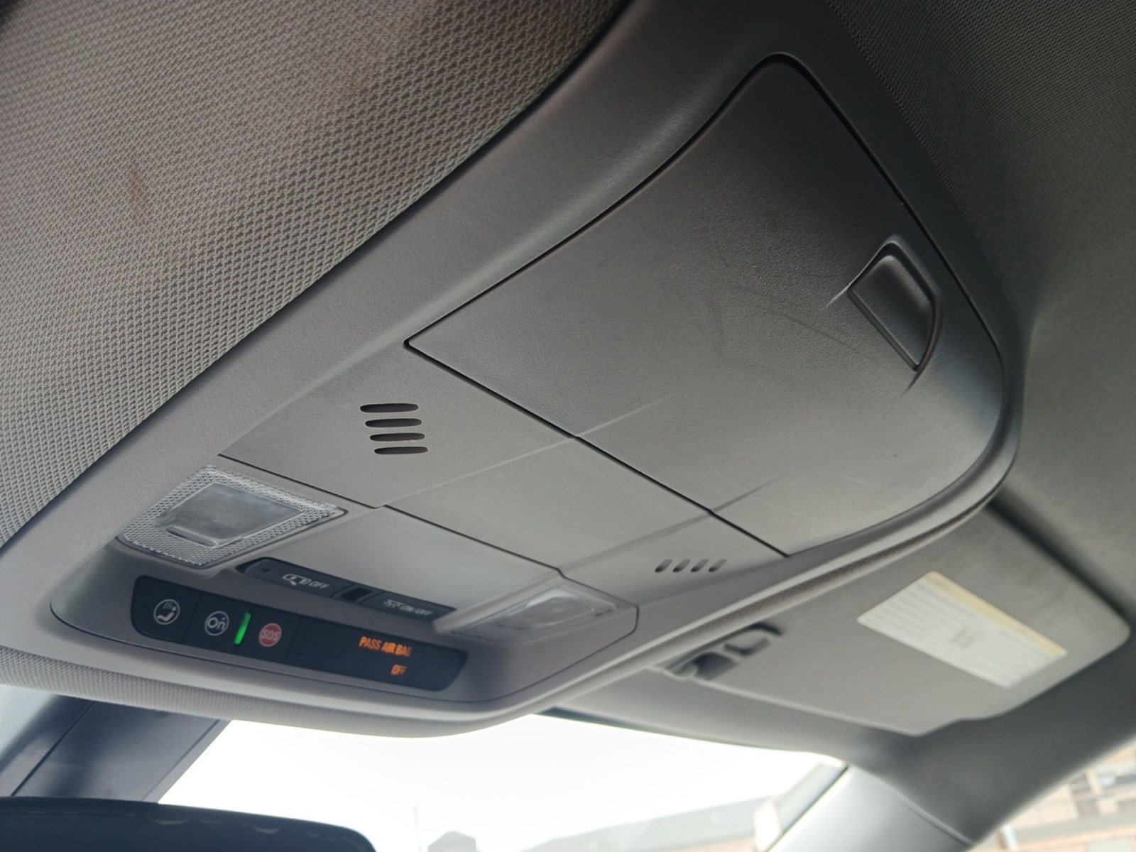 Used 2019 GMC Acadia SLE FWD image 23