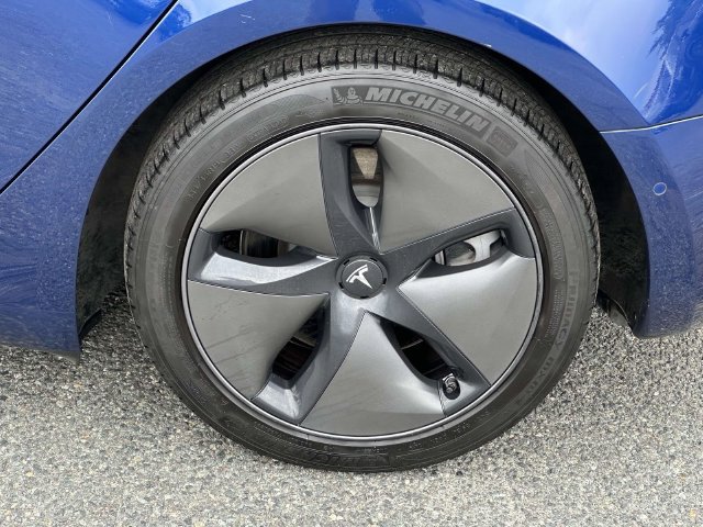 Used 2019 Tesla Model 3 Standard Range Plus RWD image 10