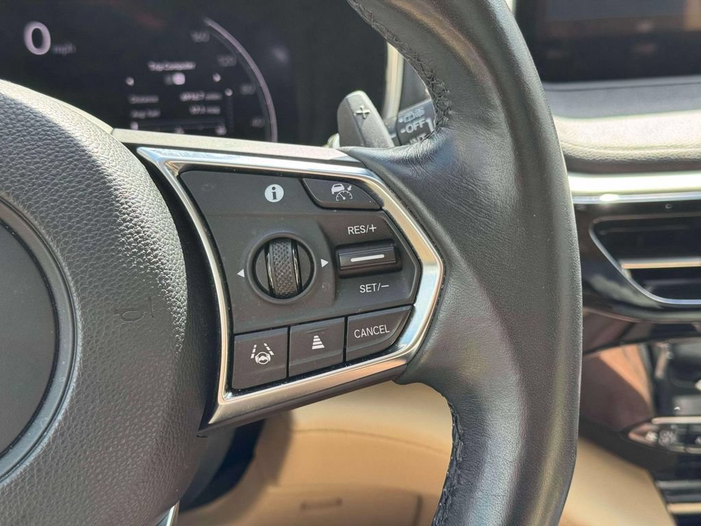 Used 2024 Acura MDX SH-AWD image 25