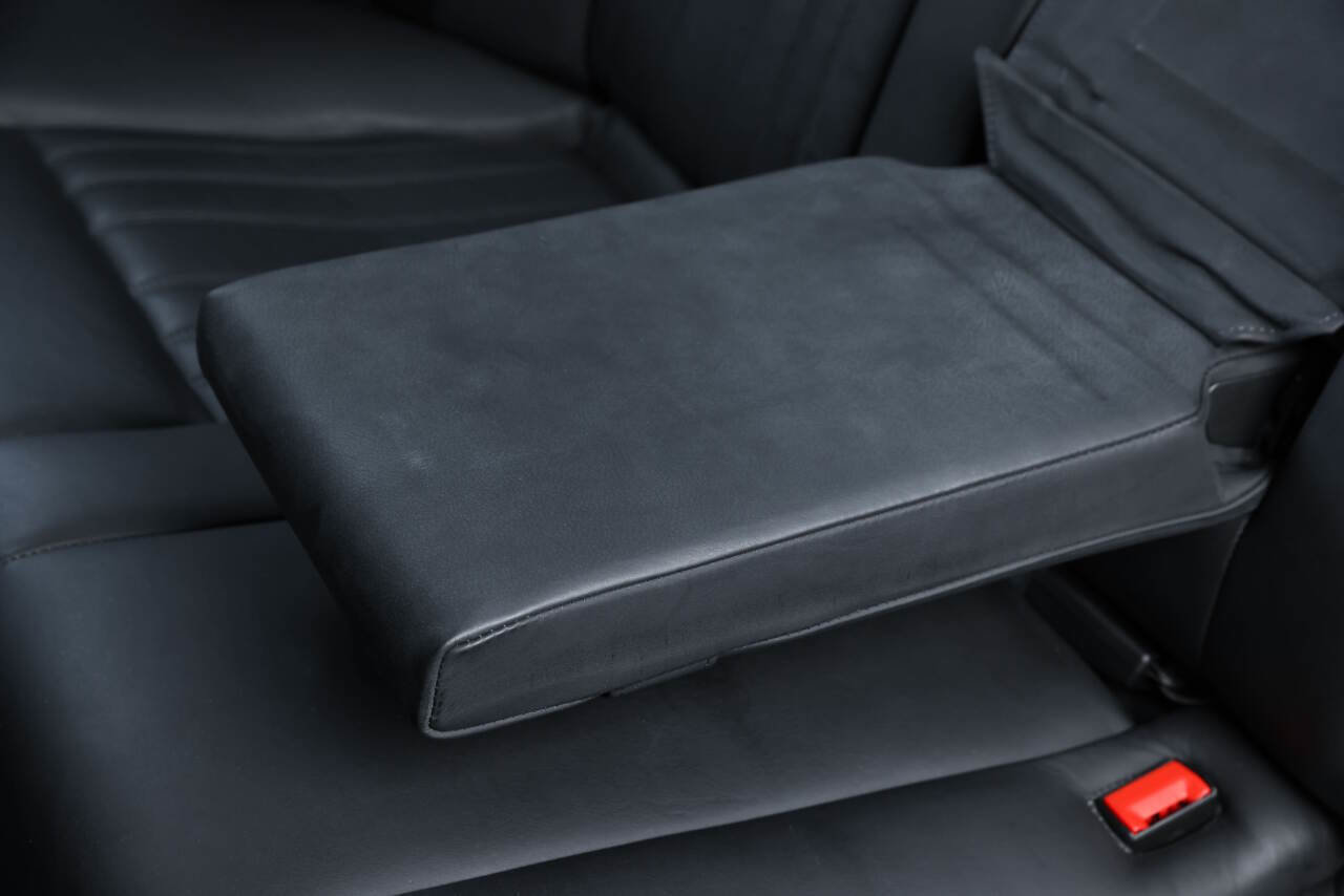 Used 2003 BMW M5 image 66