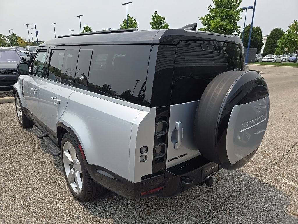 Certified 2024 Land Rover Defender 130 X AWD/4WD image 7