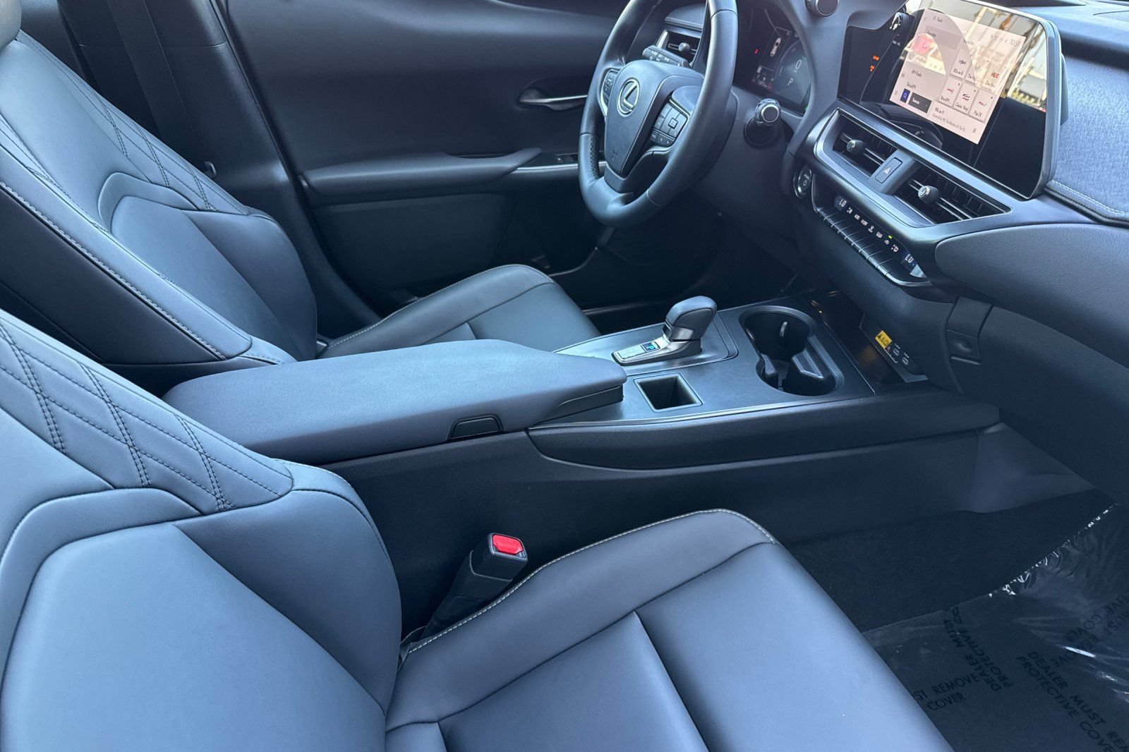Used 2025 Lexus UX 300h FWD w/ Accessory Package (Z2) image 17