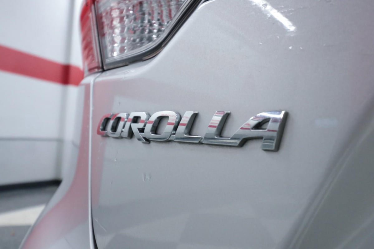 Used 2023 Toyota Corolla LE FWD image 29