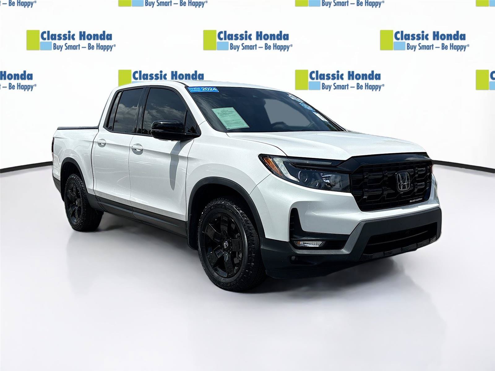 Certified 2024 Honda Ridgeline Black Edition image 1