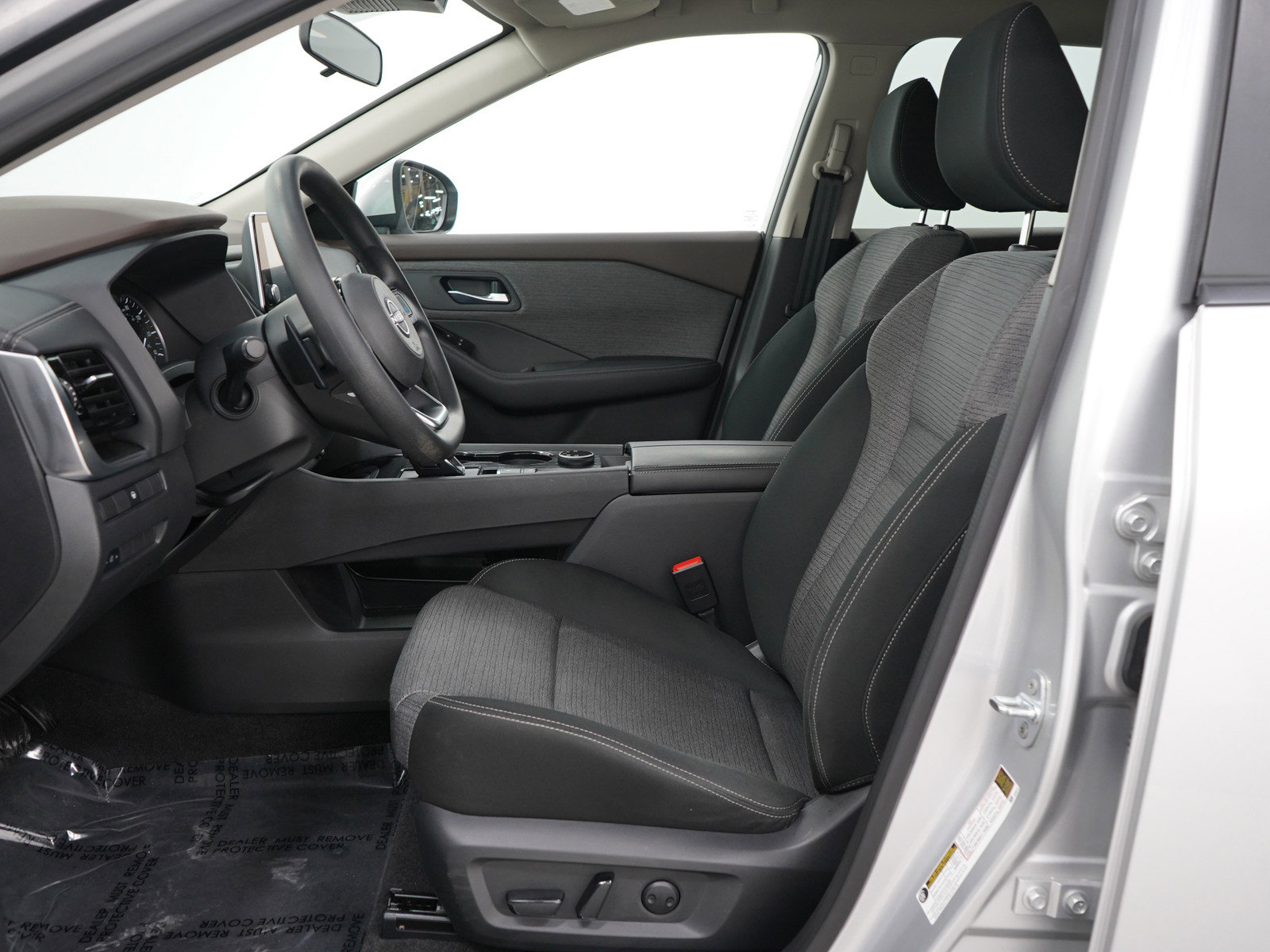 Used 2022 Nissan Rogue SV image 22