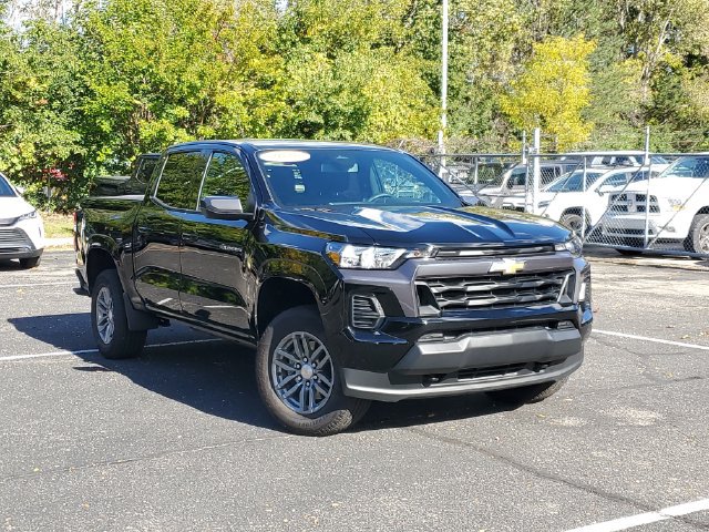 Used 2026 Chevrolet Colorado LT AWD/4WD image 29