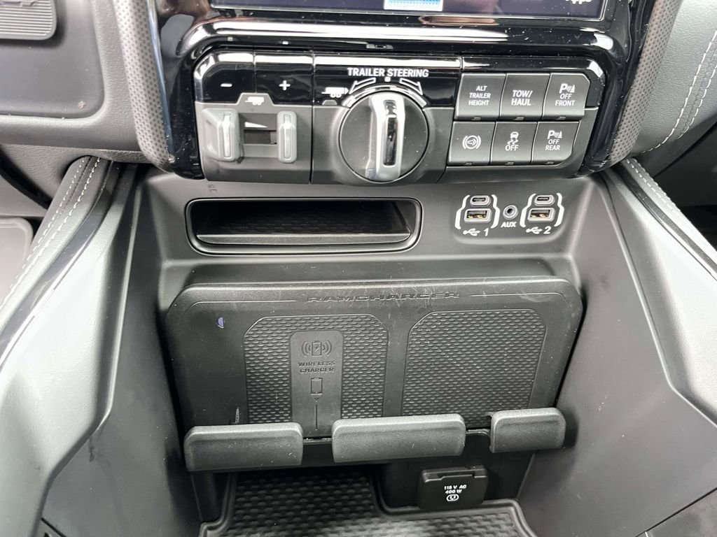 Used 2023 RAM 3500 Limited image 21