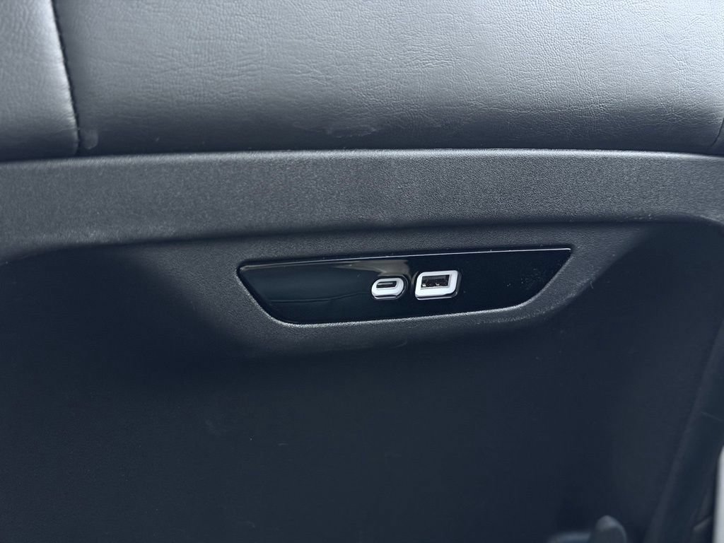 Certified 2025 Chrysler Pacifica Select FWD image 30