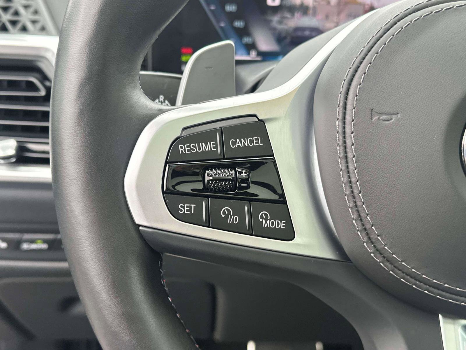 Used 2026 BMW X5 M60i image 21