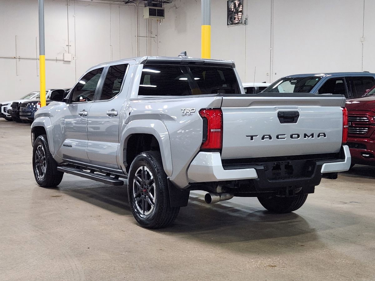 Used 2024 Toyota Tacoma TRD Sport RWD image 11