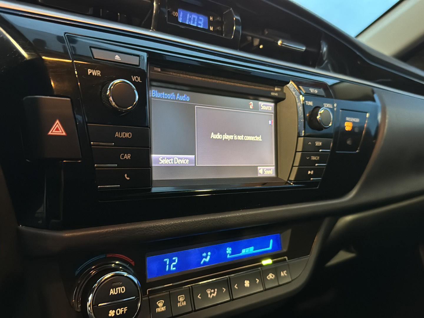 Used 2014 Toyota Corolla S Premium image 21