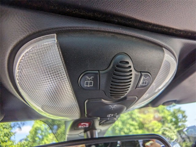 Used 2011 Mercedes-Benz SL 550 image 14