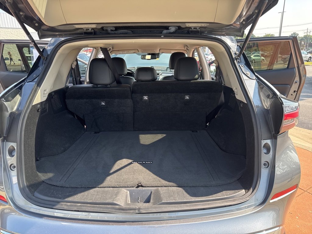 Used 2023 Nissan Murano SV image 10