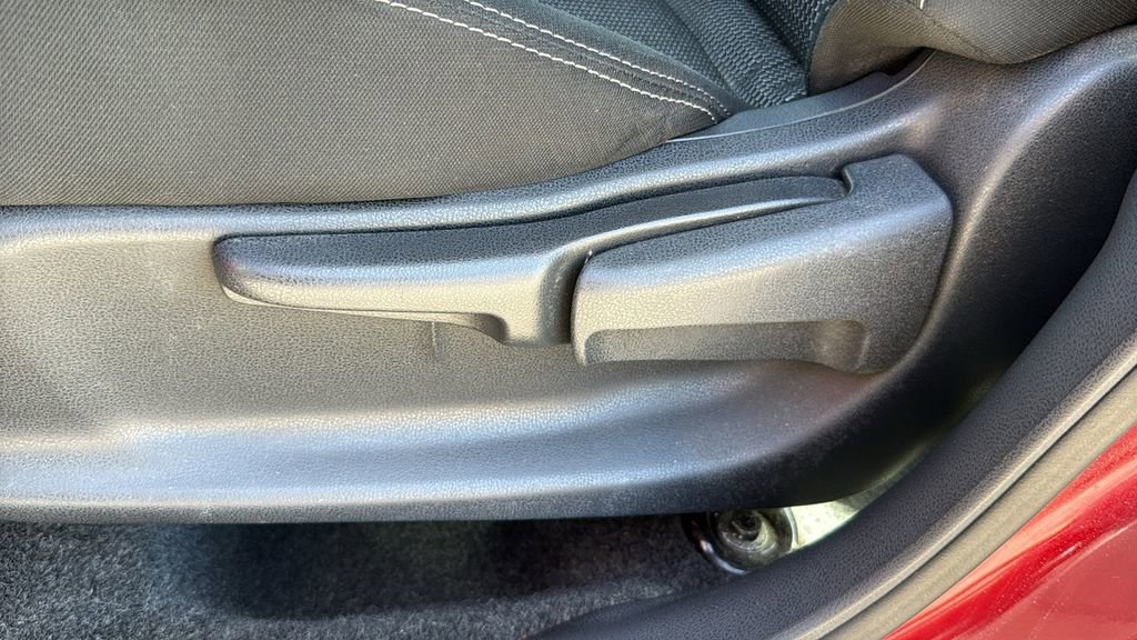 Used 2019 Nissan Versa SV image 13