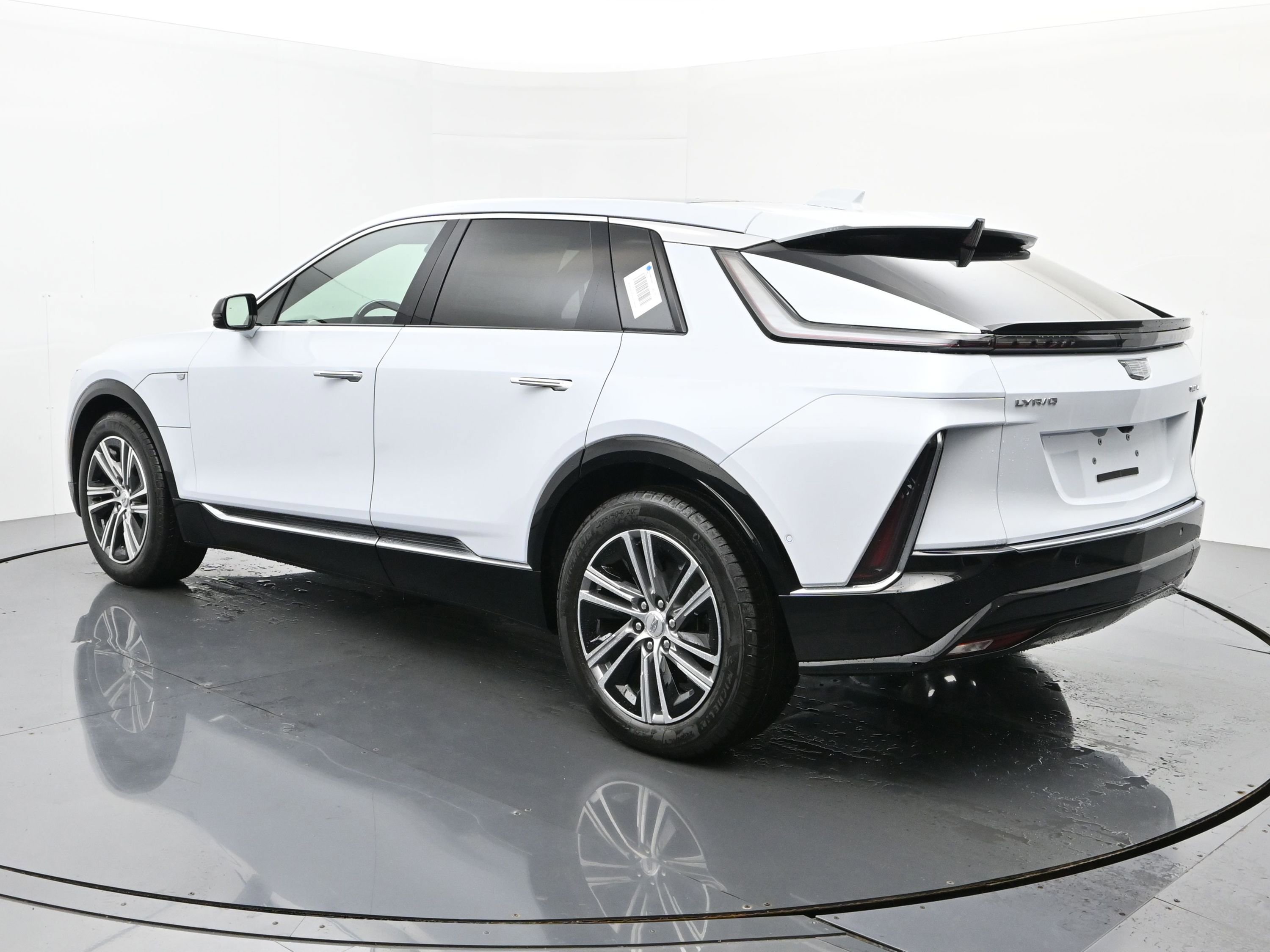 New 2026 Cadillac Lyriq Luxury image 3