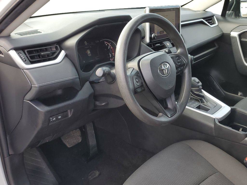 Used 2024 Toyota RAV4 LE image 8