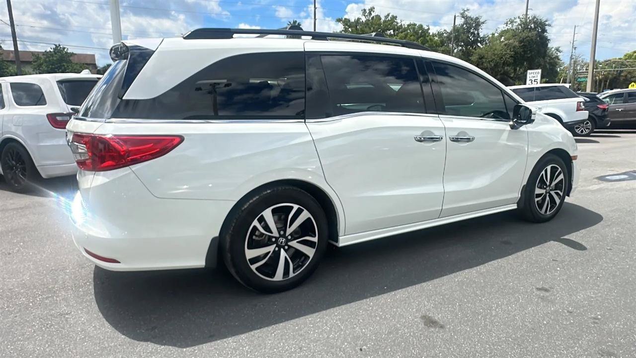 Used 2018 Honda Odyssey Elite image 9