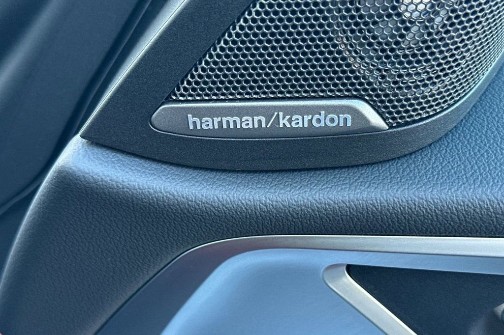 Used 2023 BMW i4 eDrive35 image 19