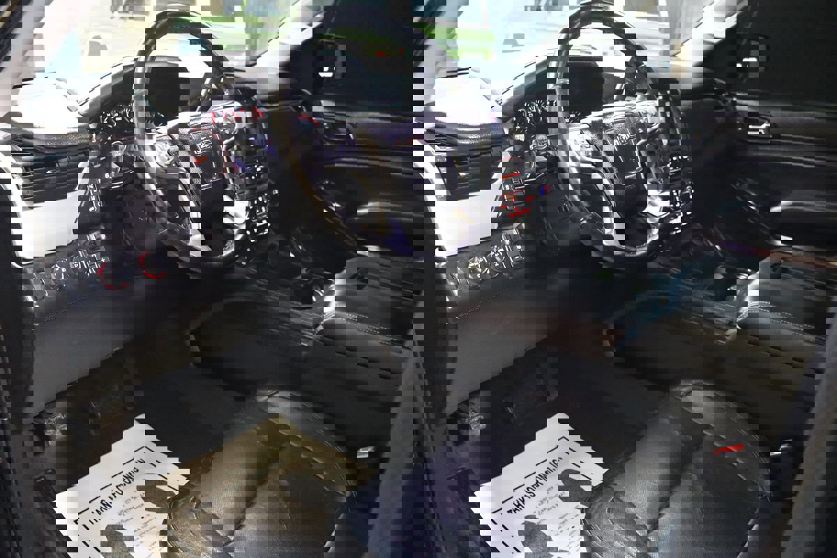 Used 2015 GMC Yukon SLT w/ HD Trailering Package image 40