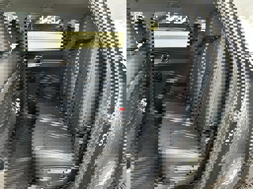 New 2026 Kia Sorento EX image 12