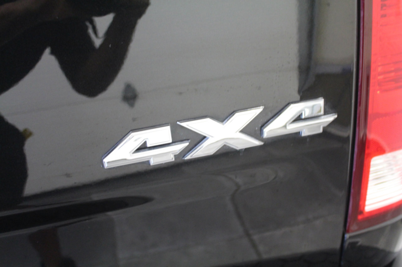 Used 2017 RAM 1500 Express image 26