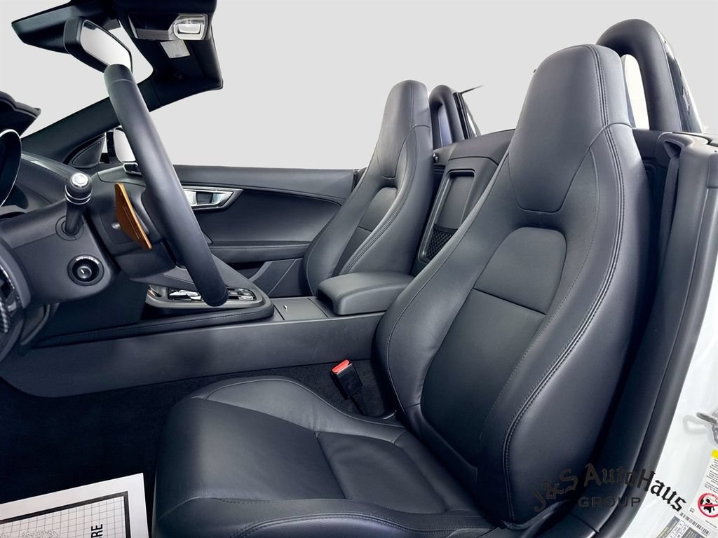 Used 2014 Jaguar F-TYPE S RWD image 11