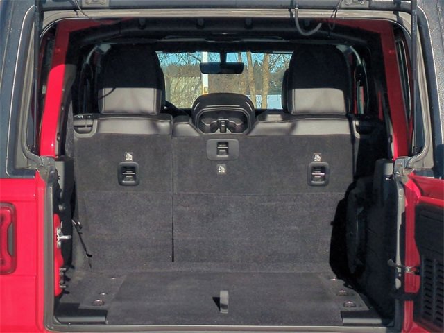 Used 2018 Jeep Wrangler Unlimited Sahara image 24