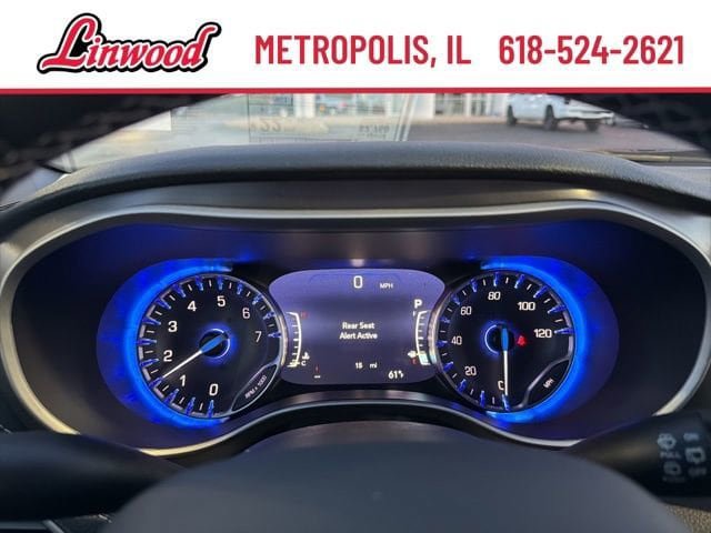 New 2026 Chrysler Pacifica Select FWD image 20