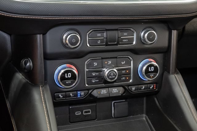 Used 2024 GMC Yukon XL AT4 w/ Technology Package AWD/4WD image 24
