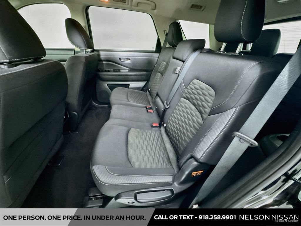 Used 2022 Nissan Pathfinder S FWD image 22